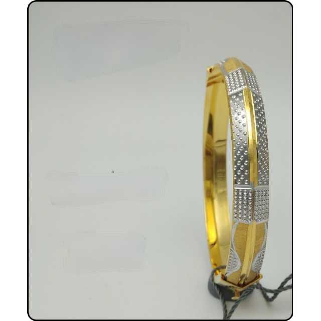 22k Mens Fancy Gold Kada G-5211