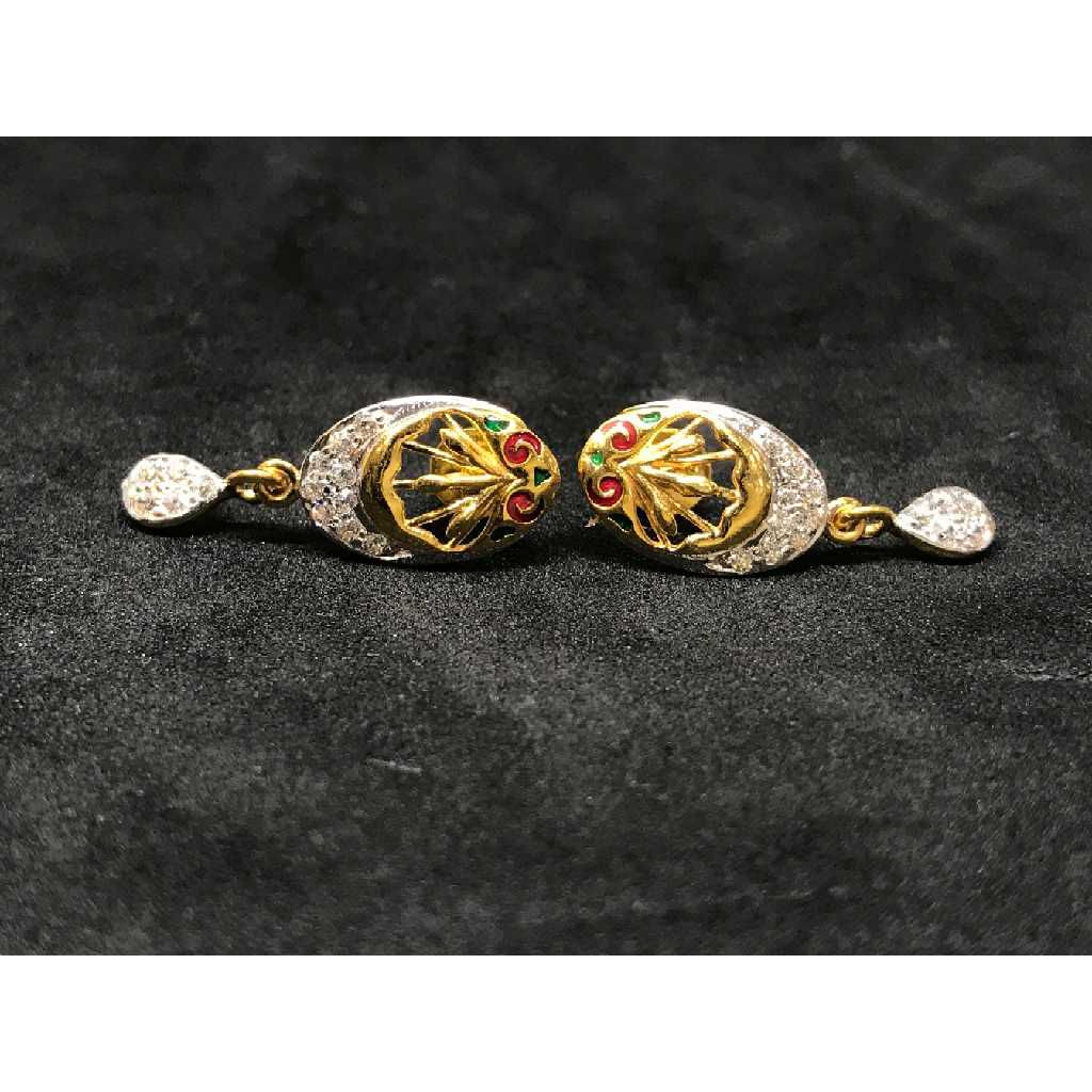 916 Ladies Exclusive Fancy Earring E-61042