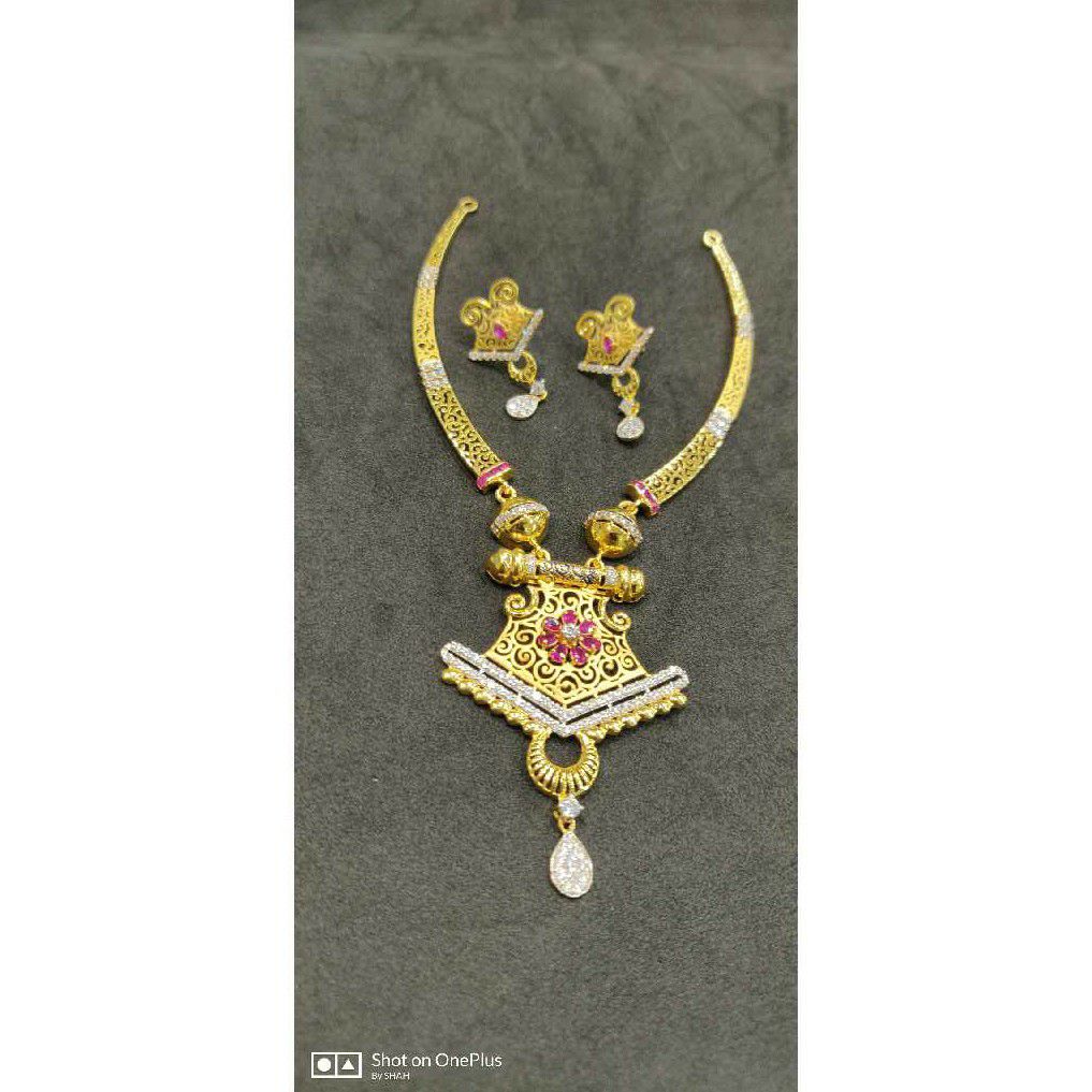 916 Designer Ladies Fancy Necklace Set - 56072