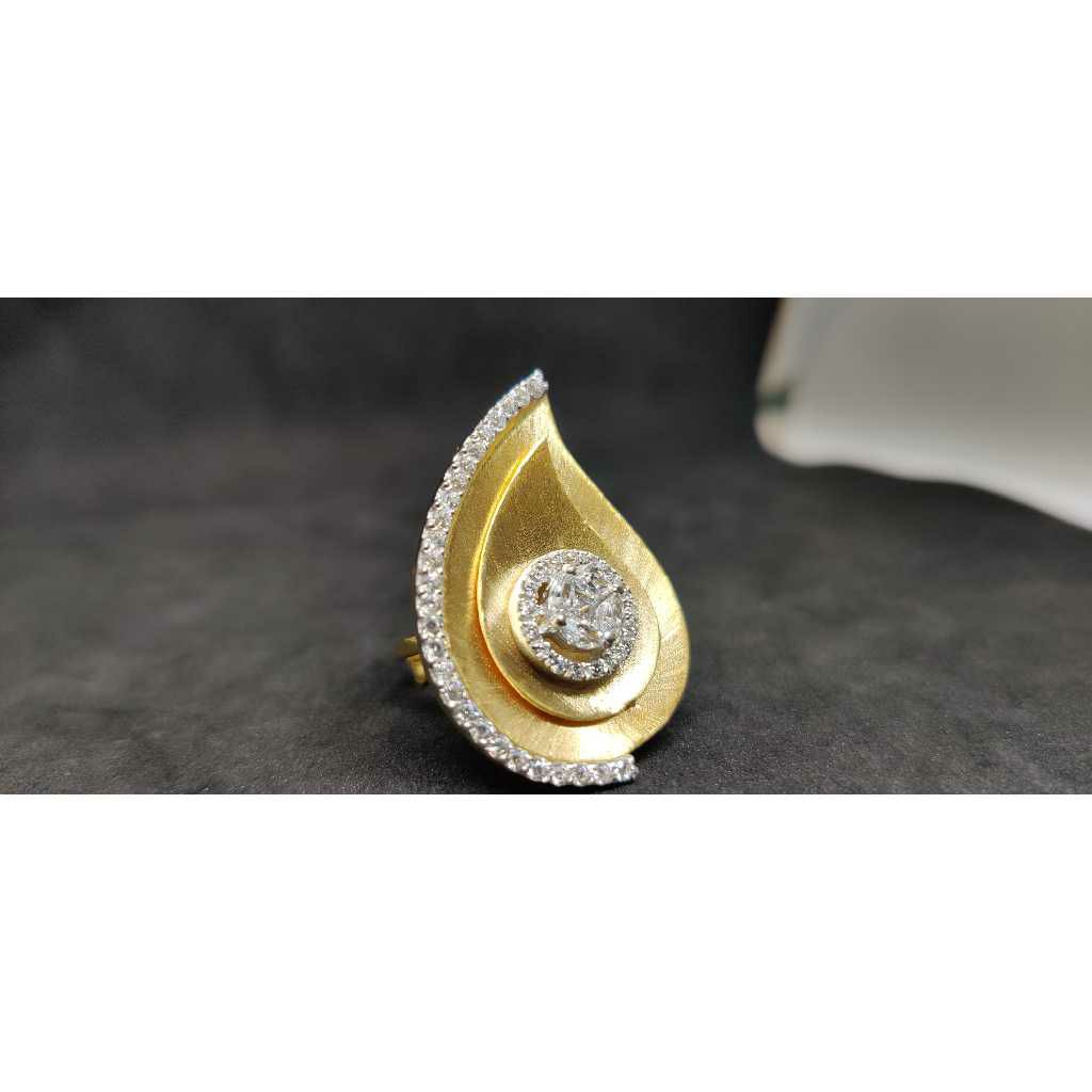 18k Ladies Fancy Gold Ring Lr-24028