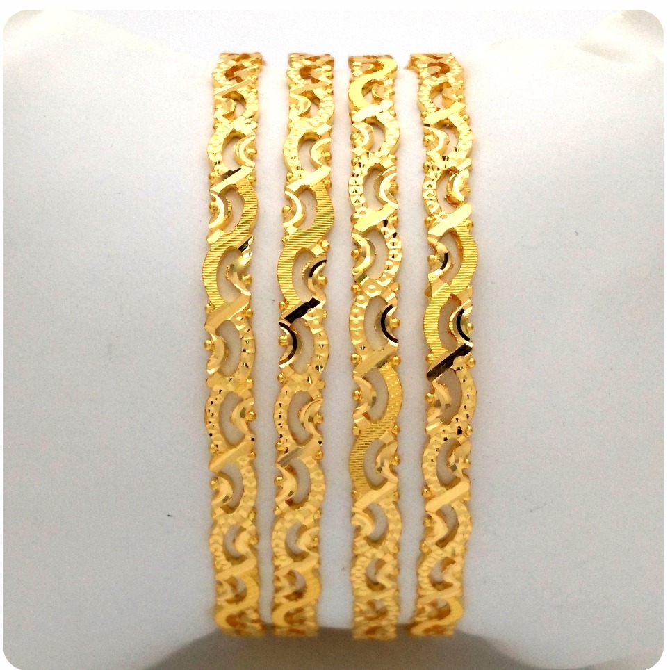 GOLD HALLMARK RAWA BANGLE - 2LR1176
