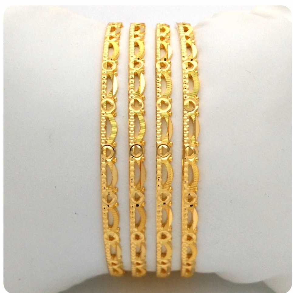 GOLD HALLMARK RAWA BANGLE - 2LR1172