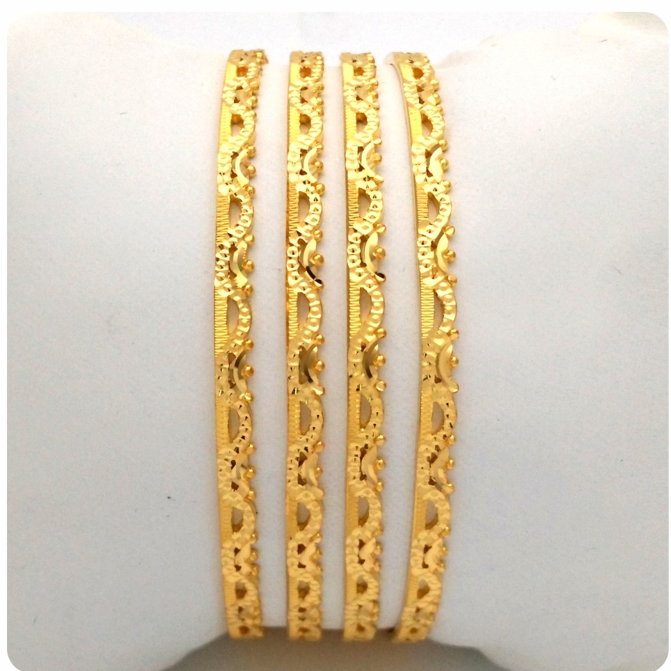 GOLD HALLMARK RAWA BANGLE - 2LR1173