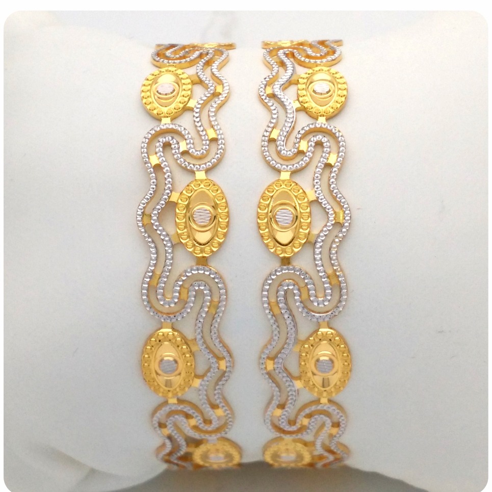 GOLD HALLMARK CNC BANGLE - CP1153