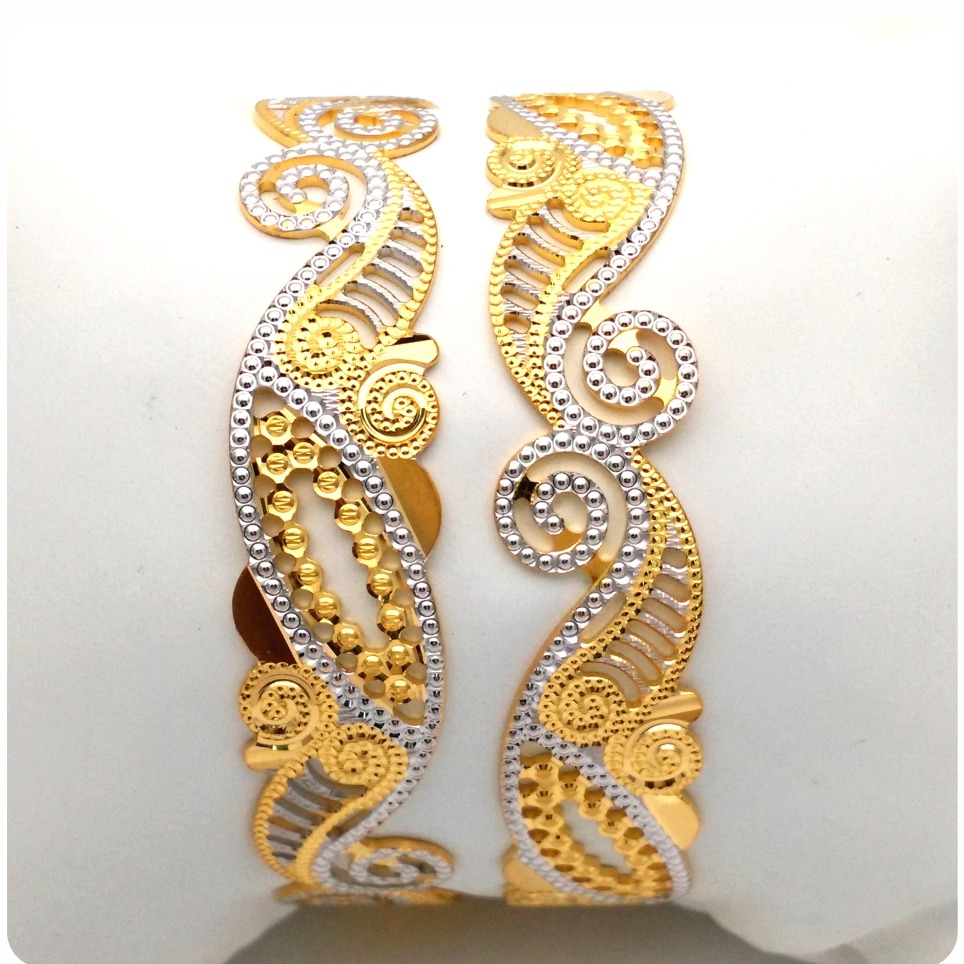 GOLD HALLMARK CNC BANGLE - CP1149