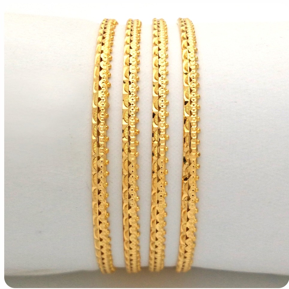 GOLD HALLMARK RAWA BANGLE - 2LR1115