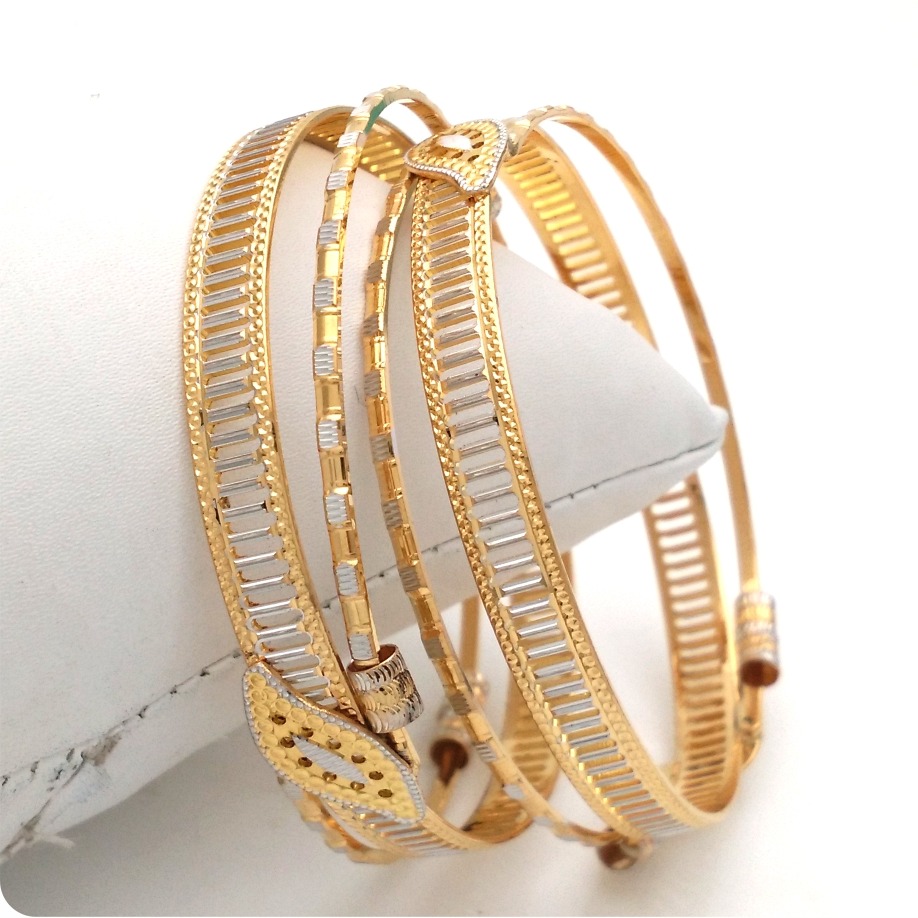 GOLD HALLMARK CNC LASER BANGLE - CLJ1055