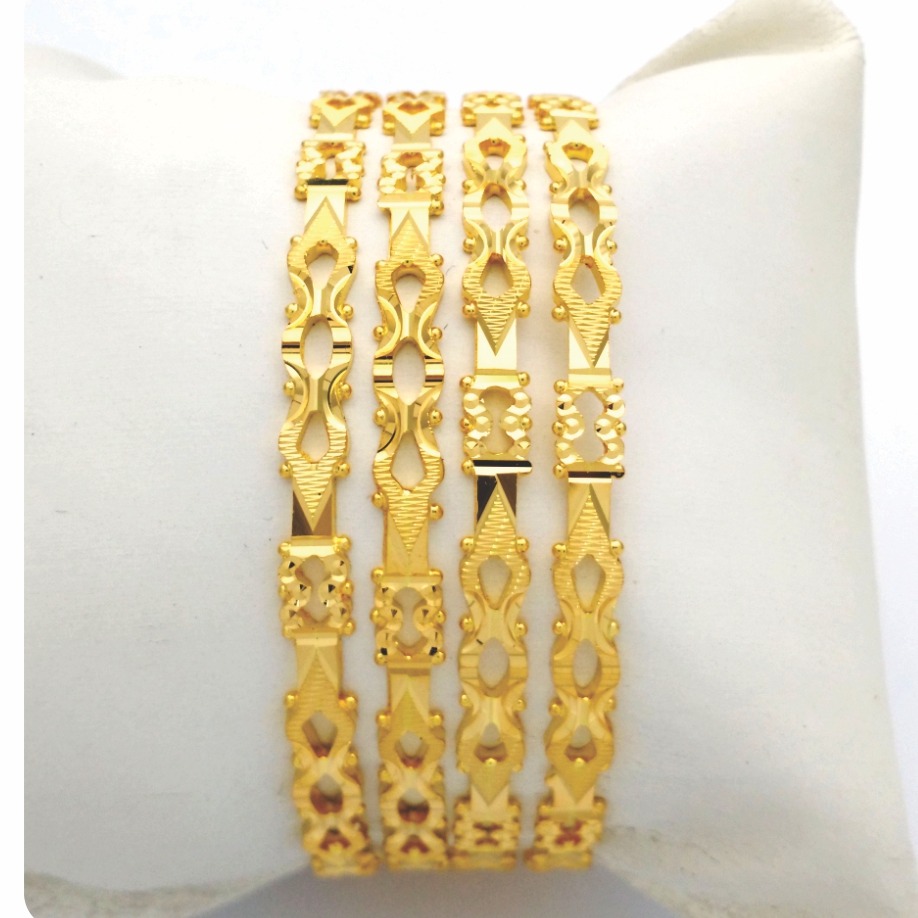 Gold Hallmark RAWA BANGLE - 2LR945