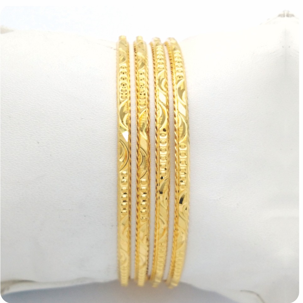 Gold Hallmark HOLLO Bangle - IP937