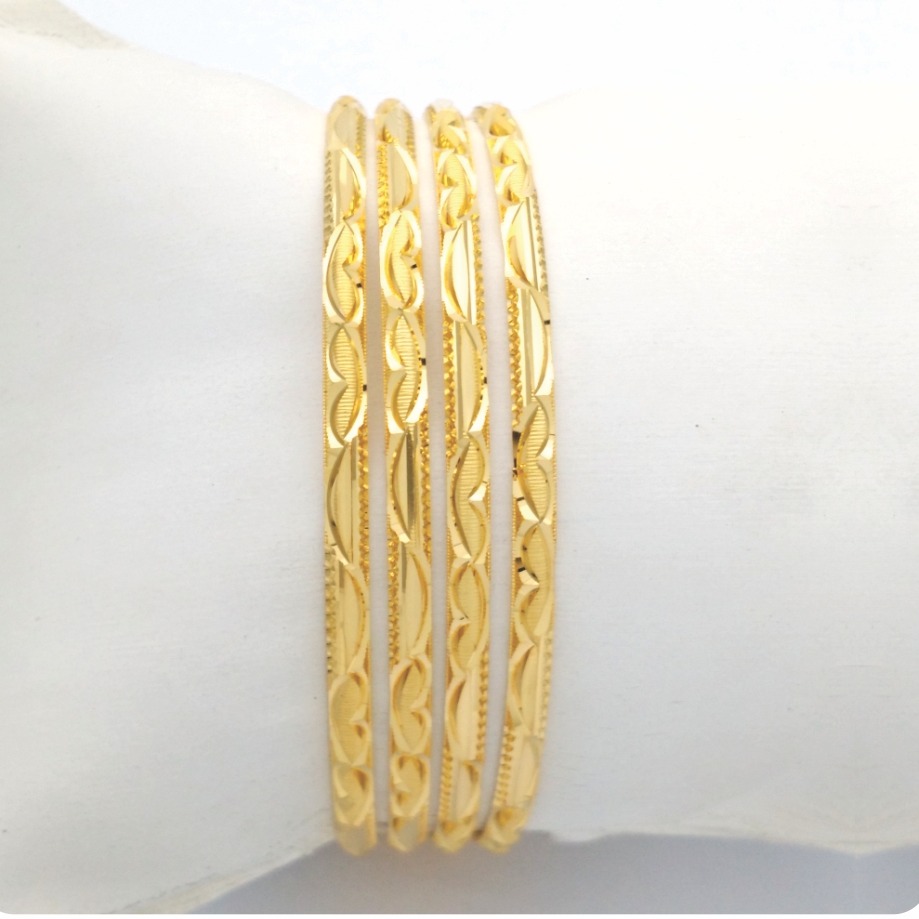 Gold Hallmark HOLLO Bangle - IP936