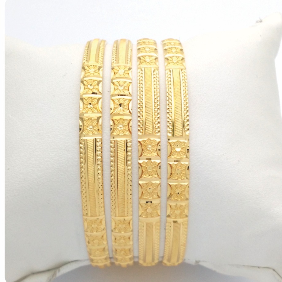 Gold Hallmark hollo bangle - hkp924