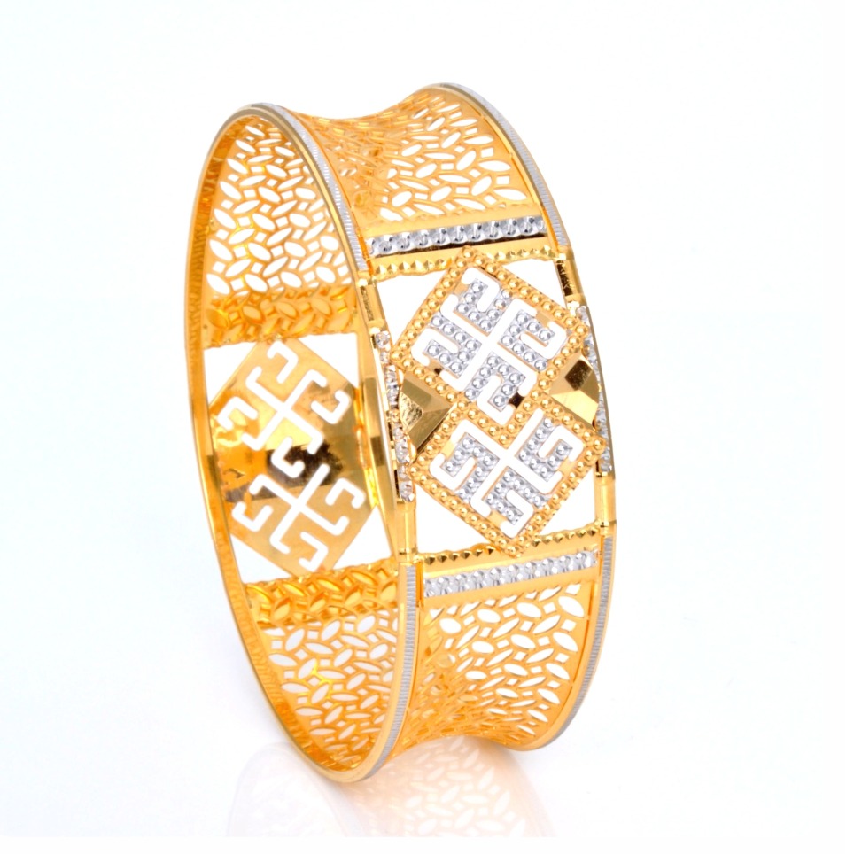 Gold hallmark cNC LASER bangle - cLJ867