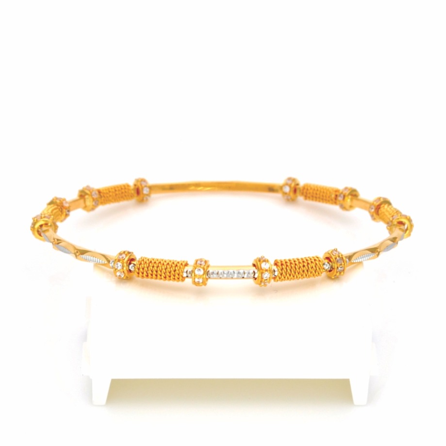 GOLD HALLMARK CASTING STONE BANGLE - CCT860