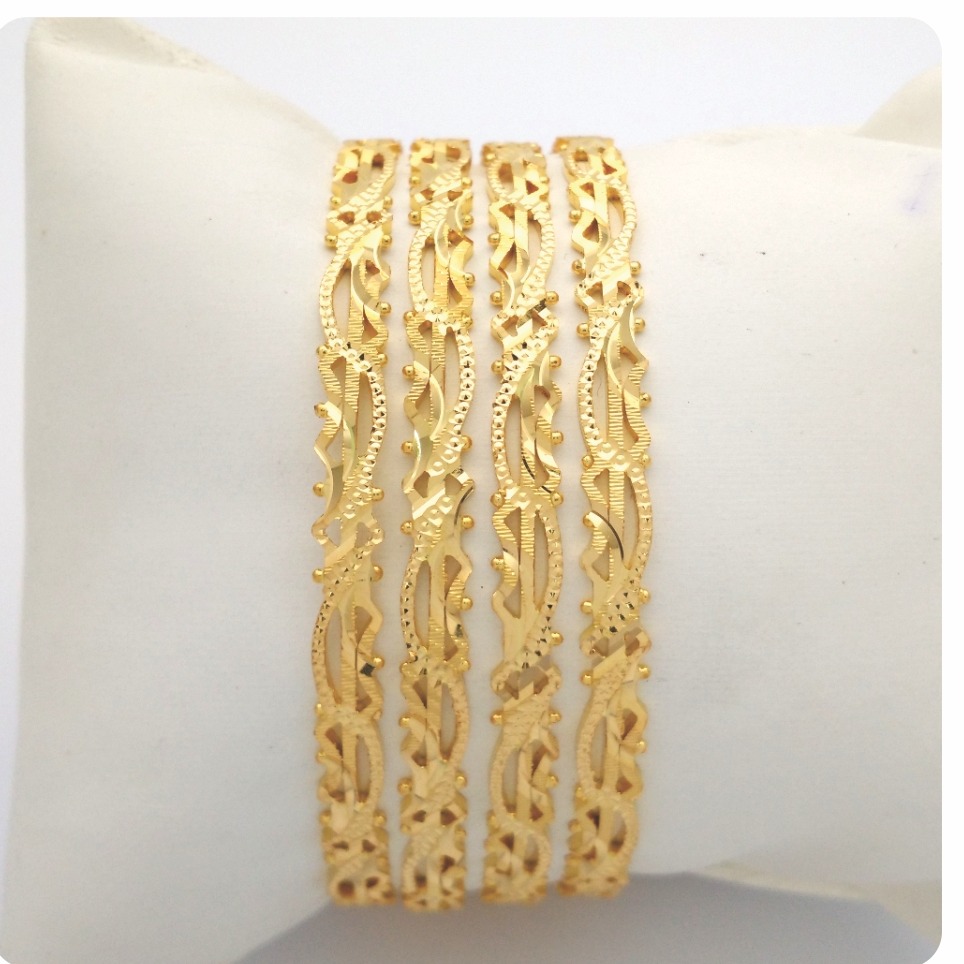 GOLD HALLMARK RAWA BANGLE - 3LR814