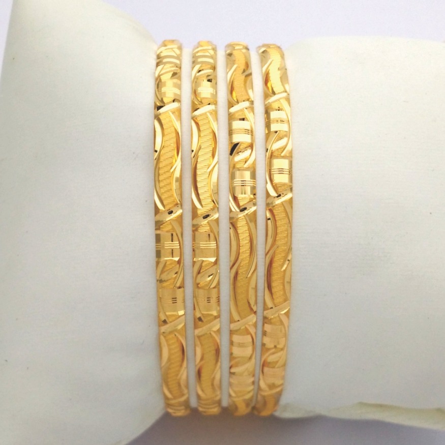 Gold hallmark kanas bangle - dp805
