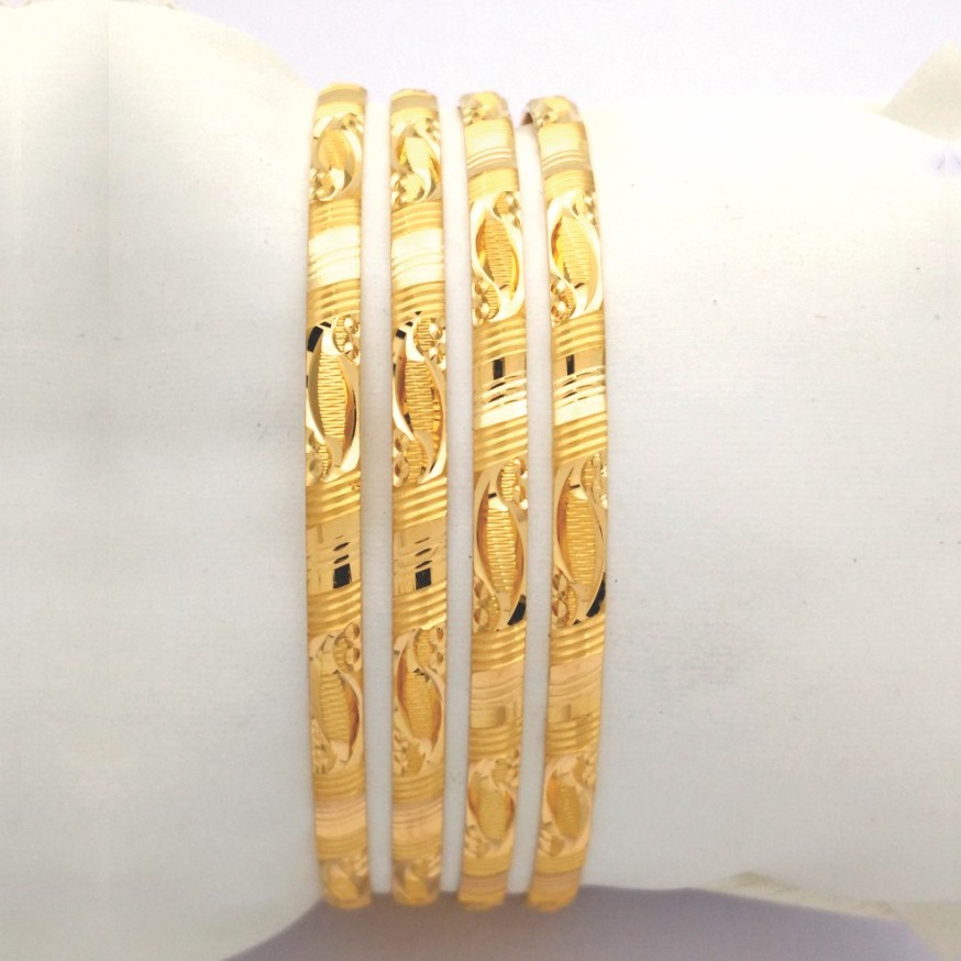 GOLD HALLMARK KANAS BANGLE - DP801