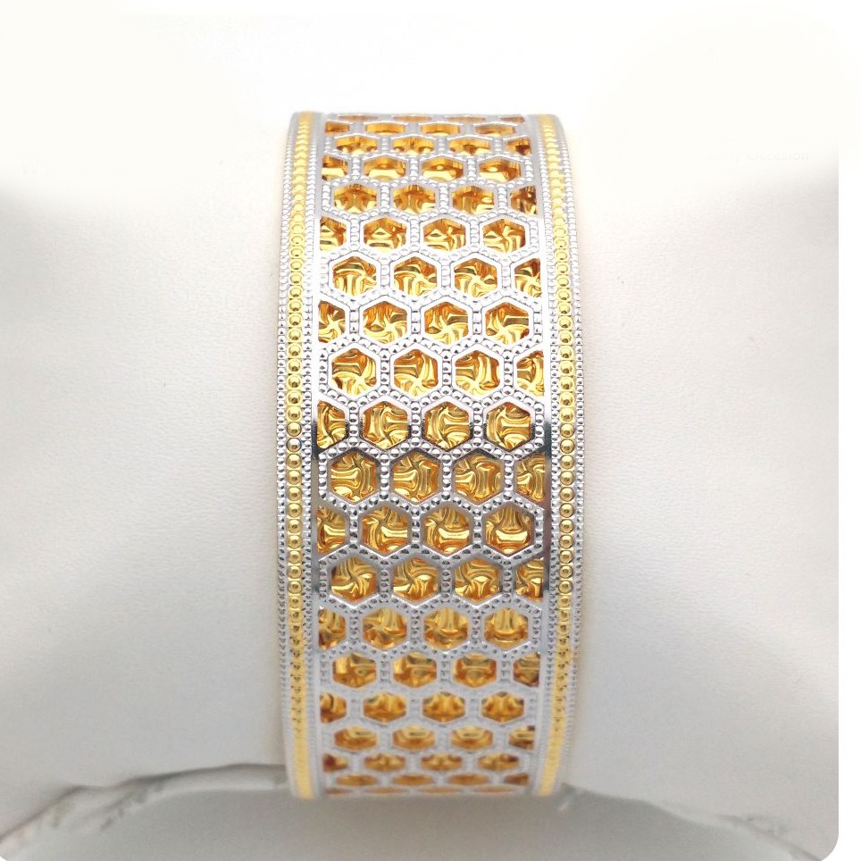 Gold hallmark cnc +LASER bangle - CLJ614