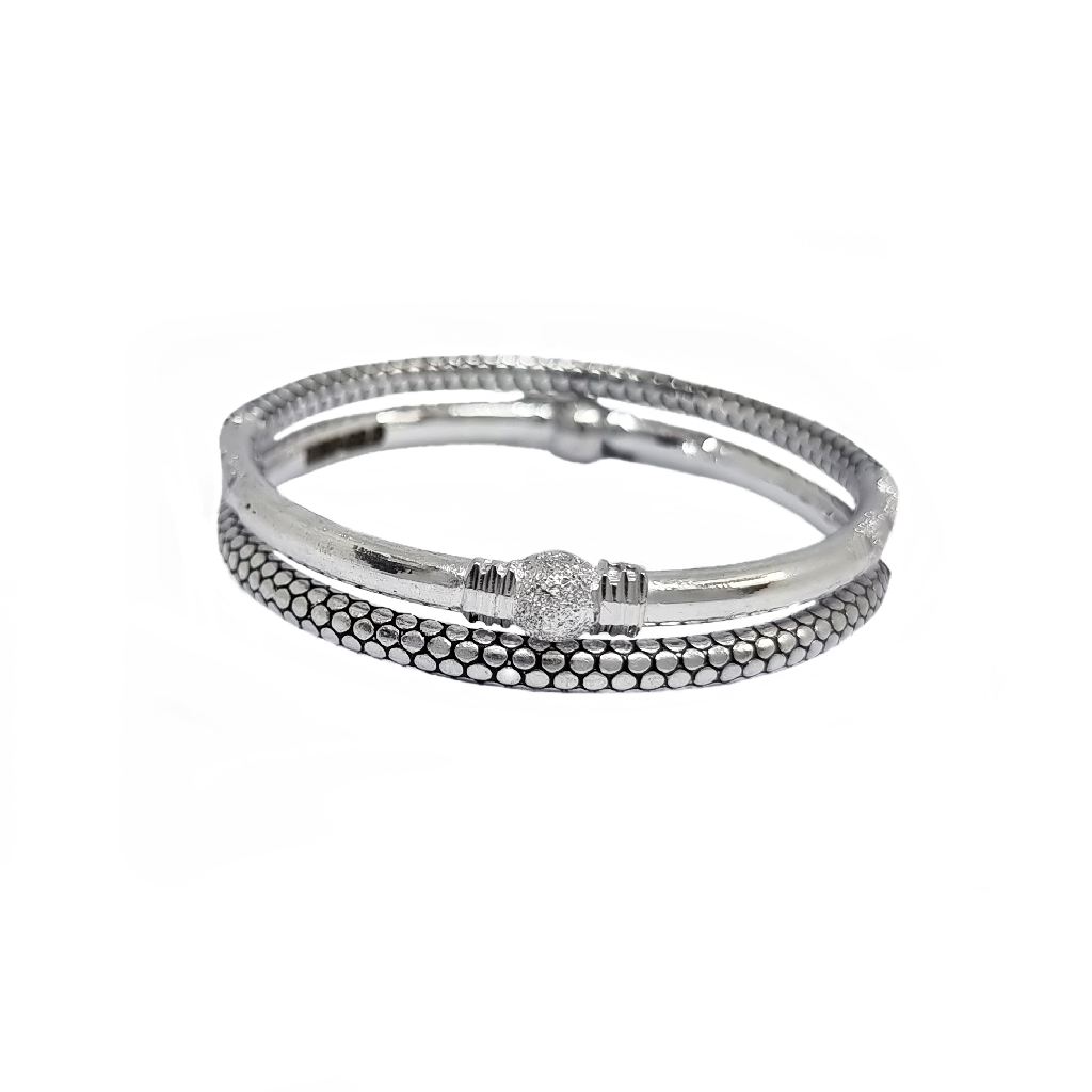 Middle One Ball And Half Oxidised Design Silver Kadli MGA - KDS2925