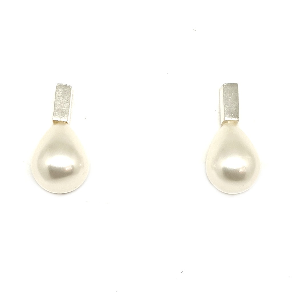 925 Sterling Silver Pear Shaped Pearl Earring MGA - BTS0079