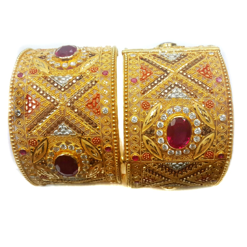 22k Gold Dark Pink Diamond Oval Shape Baloya Bangles MGA - GP058