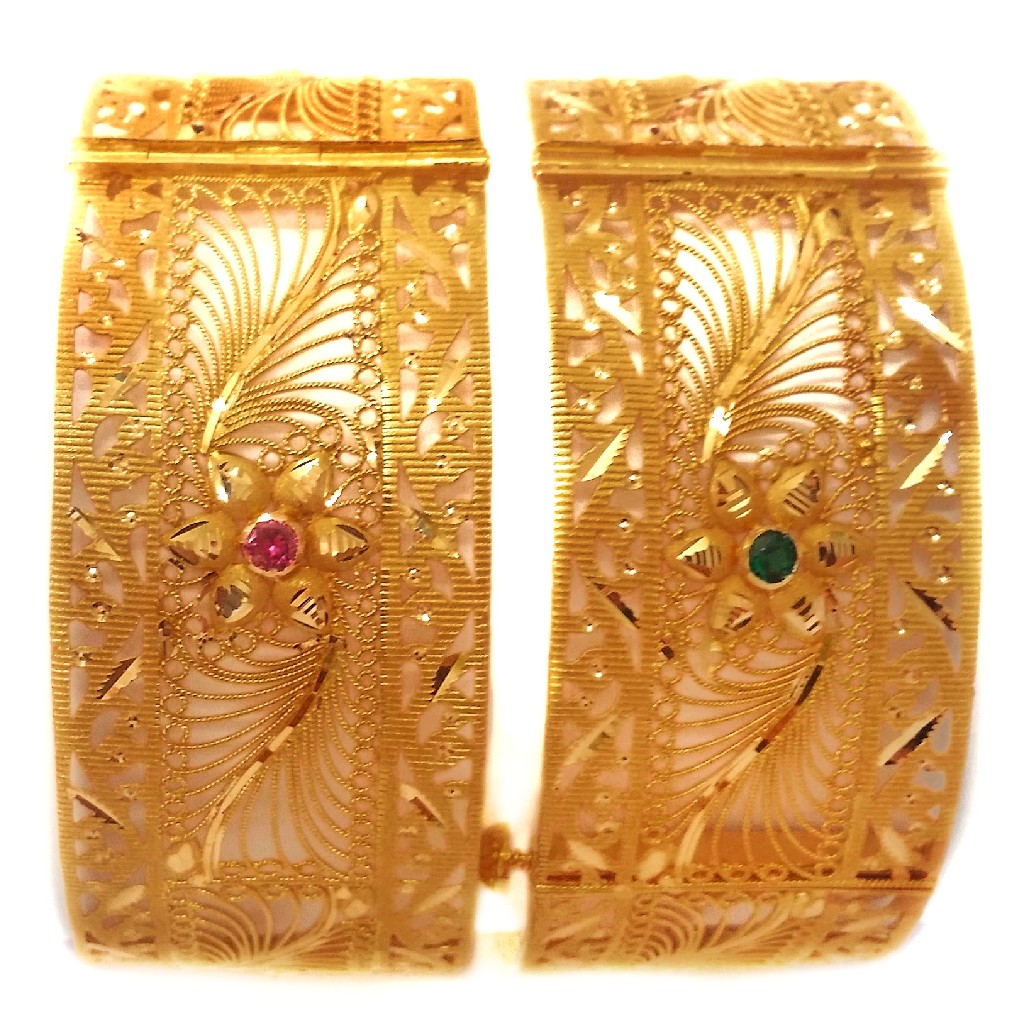22k Gold Darbari baloya Bangles MGA - GP037