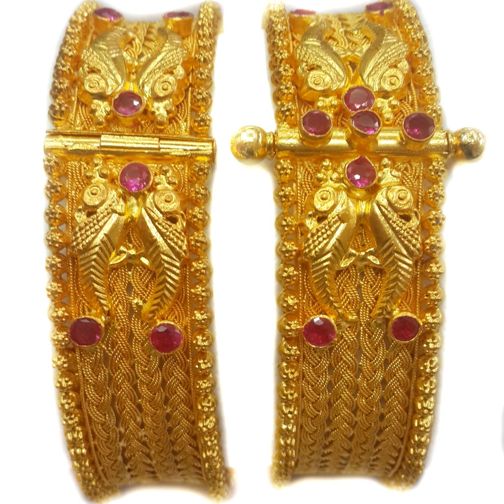 22k gold rajwadi peacock  bangles mga - gp011