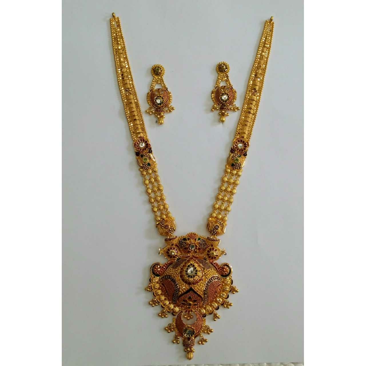 22KT Yellow Gold Vertical Attractive Necklace Set