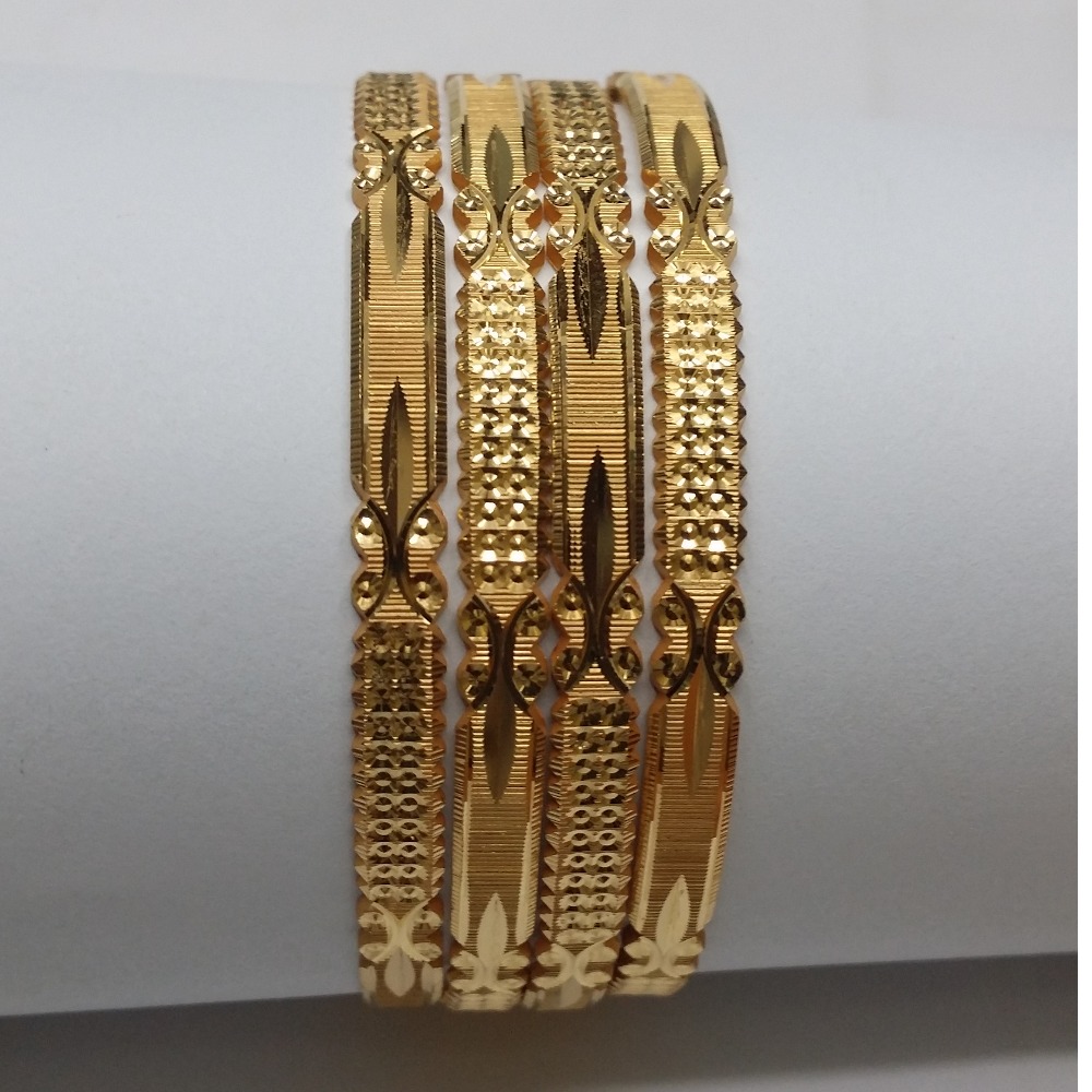 916 Regular Wear Gold Bangle