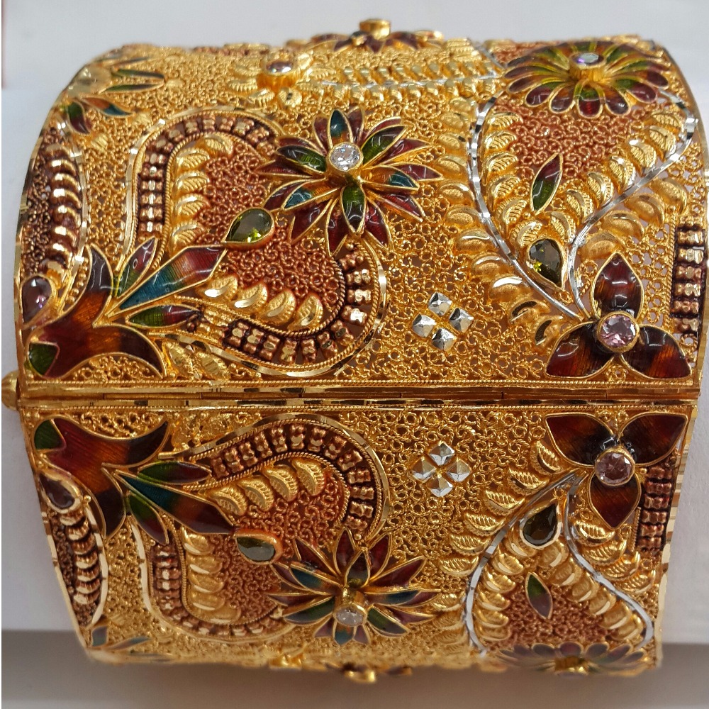 22/916kt Fancy traditional Bangles
