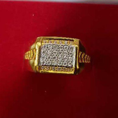 22KT Gold Diamond Ring