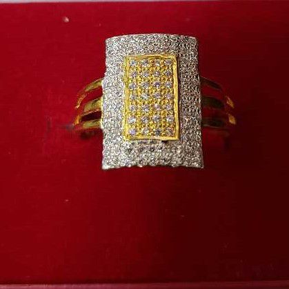 22KT Gold Modern Diamond Ring