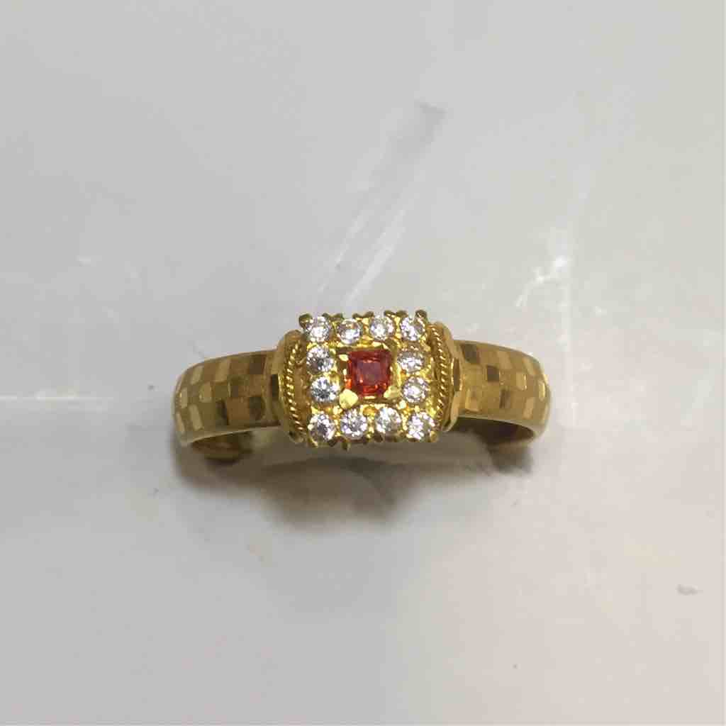 916 Gold Stuuded Diamond Ring