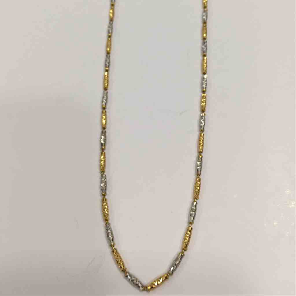 Delicate 916 Gold Ladies Chain