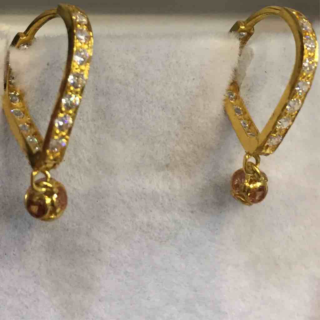 Modern 916 Gold Ladies Earrings