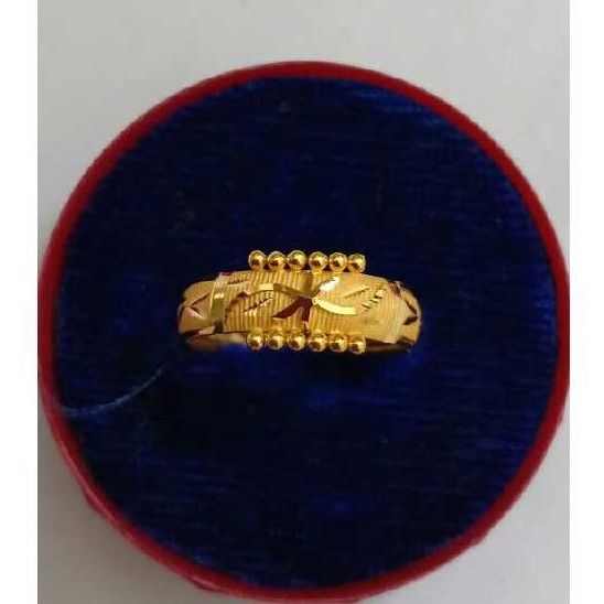 22kt Gold Stylish Ring
