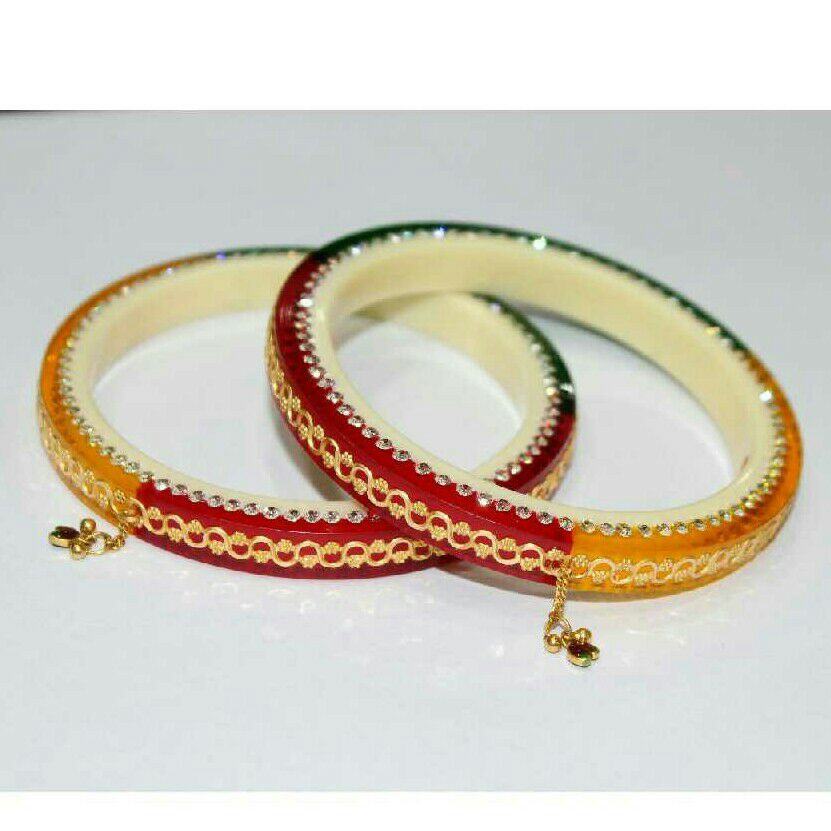 22K/916 Gold Fancy Ladies Bangle
