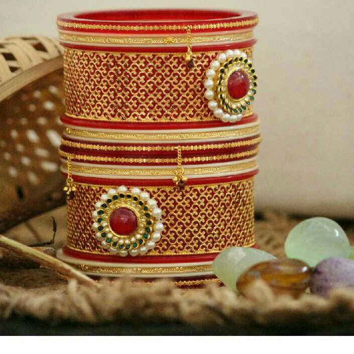 22K/916 Gold Exclusive Ladies Bangle