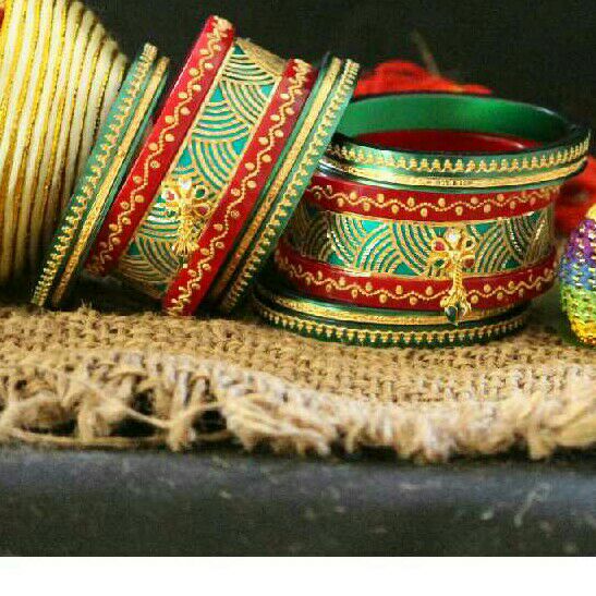 22K/916 Gold Designer Ladies Chudi