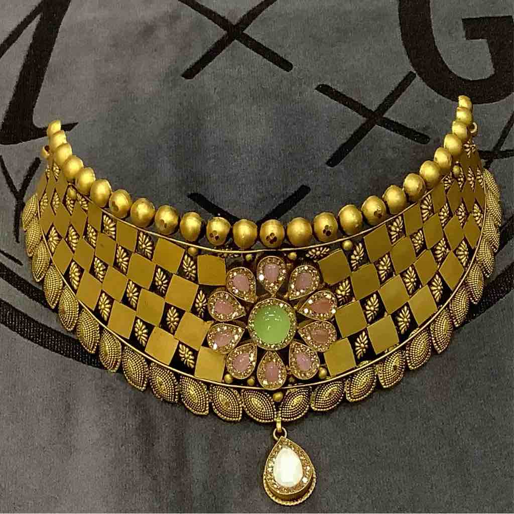 Antique chokar set