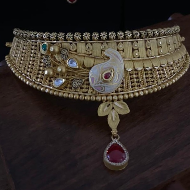 916 gold Attractive Design Necklace Set