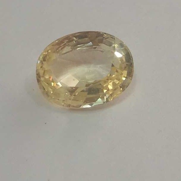 8.05ct oval yellow yellow-sapphire-pukhraj
