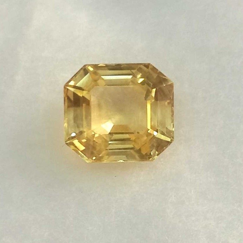 4.11ct rectangle yellow yellow-sapphire-pukhraj - Image 2