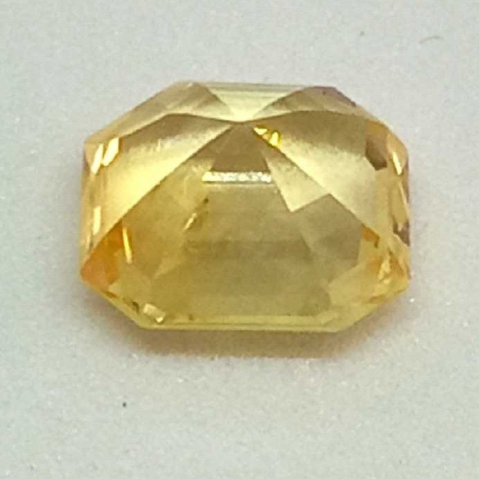 4.11ct rectangle yellow yellow-sapphire-pukhraj