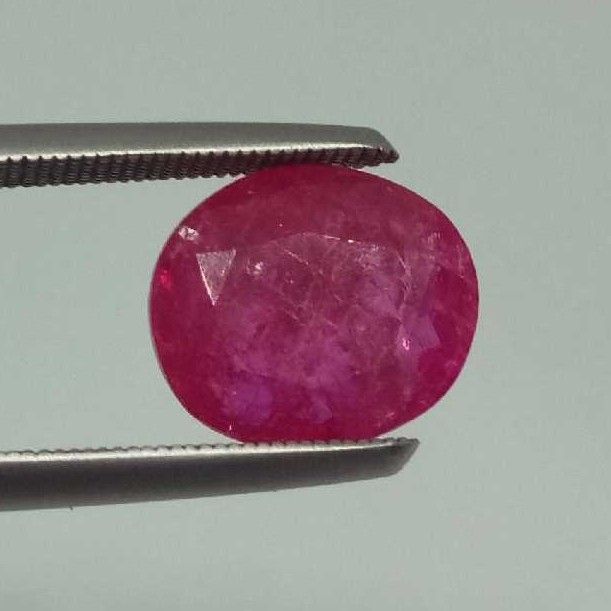 3.21ct oval red ruby-manek