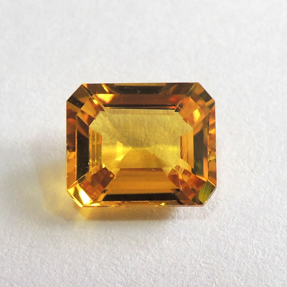 3.88ct-rectangle-yellow-yellow-sapphire-pukhraj