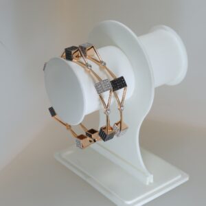 Classic rose bangles