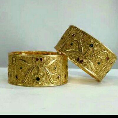 22K / 916 gold Kids Indian Antique Kadli