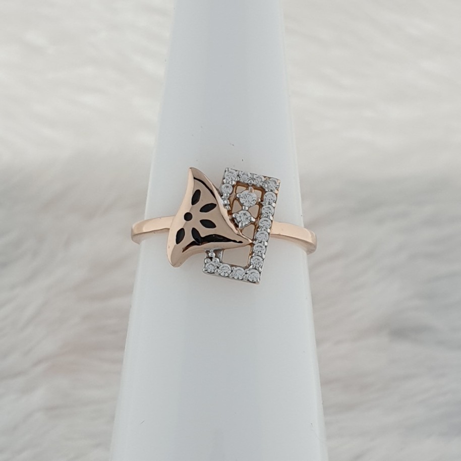 black and rose gold ladies ring