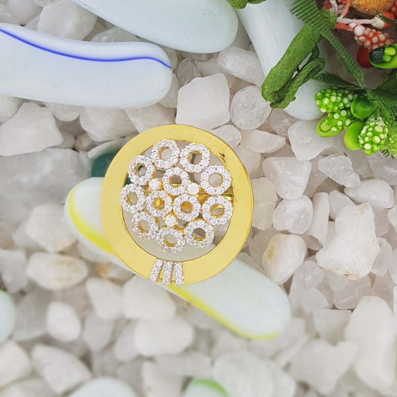 round ladies ring