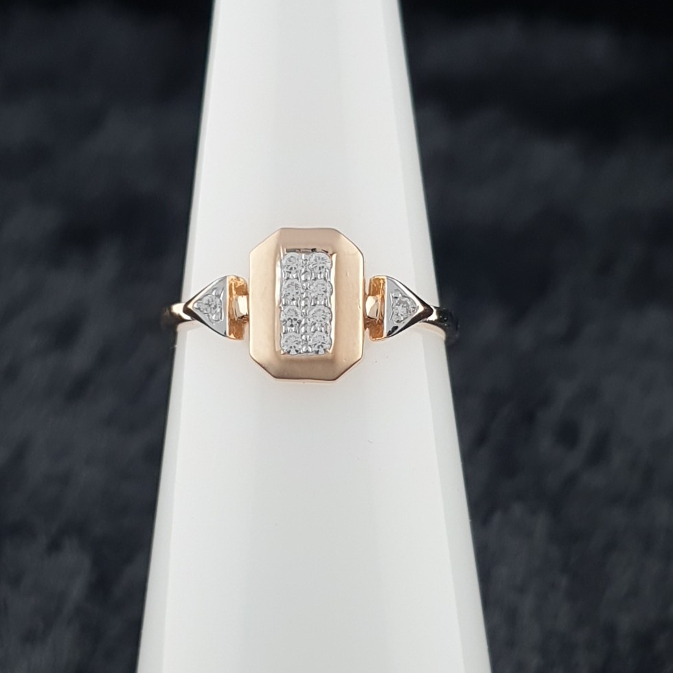 18c ring